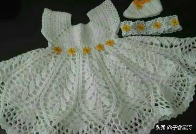 「你的育儿经」穿上手工编织的小裙子，您家宝宝就是最美的妞！喜欢的来仿！