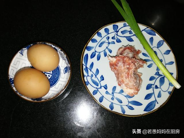 鸡蛋|蒸鸡蛋羹时多做这一步，比豆腐脑还美味，营养全面，孩子百吃不厌