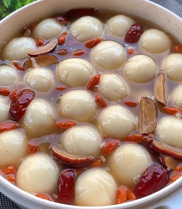 冬季山药这样吃，好吃又营养，香甜绵软又热乎，孩子迷上它