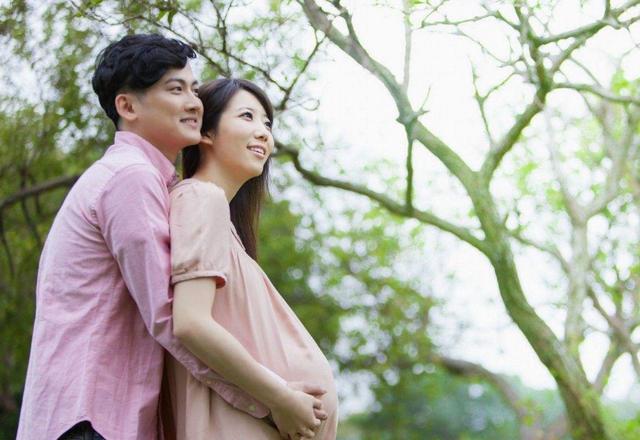 「超级宝妈」孕期散步到底好不好?多个优点很诱人,但有2个特殊时期需注意