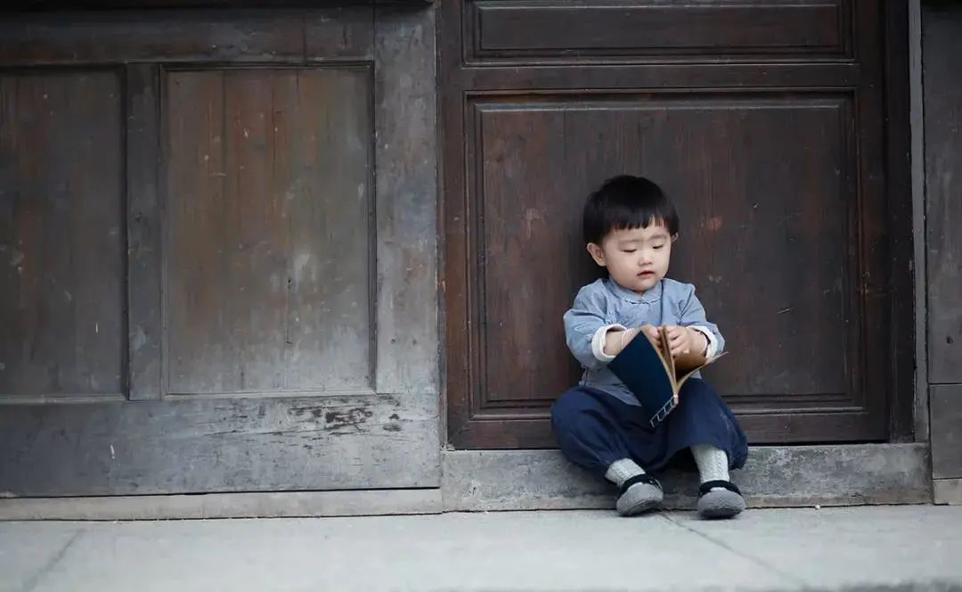 「陌颜幽梦」教育部:5月将全面复课!孩子,凡是让你爽的东西,最终都会让你痛苦!