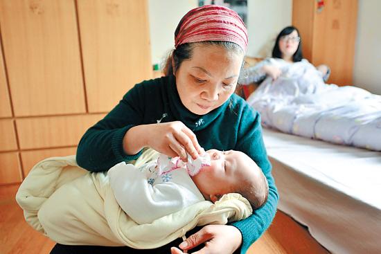 我们都是好孩子|为啥有些产妇不坐月子，身体恢复却很好？她们的特殊习惯太难坚持