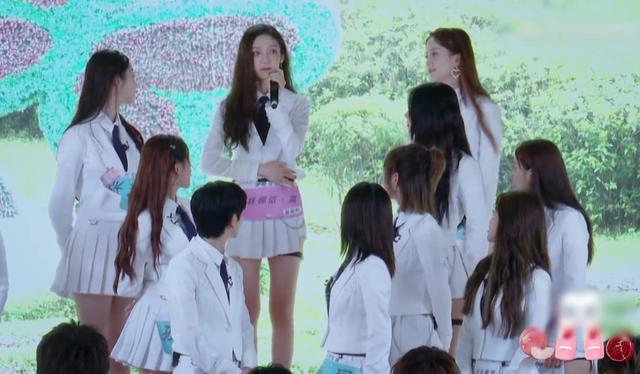 江水寒|希林得第一心酸落泪，有谁注意陈卓璇在干嘛？一个举动黑转粉