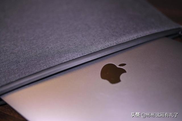 间隔5年的两台MacBook pro有什么区别？对比