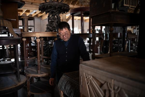 家具|在上海闵行，他给海派老家具找了一个“家”，上万件收藏，绝不只是为了钱……