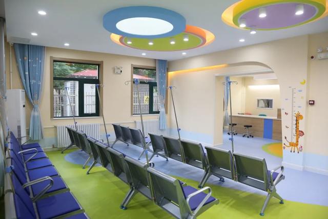 大眼睛的女孩|西安工会医院儿科医学中心正式试运营