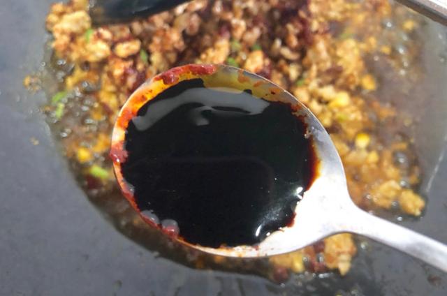 麻婆豆腐在家这么做，麻辣鲜香，不愧为下饭界“扛把子”