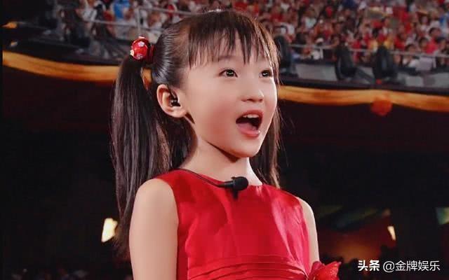 著名童星林妙可减肥成功，瘦成了锥子脸，都可以参加女团选秀了|天天观娱乐