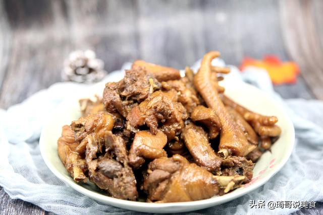 烧鸡块炖鸡汤，千万别焯水，大厨教你“2放1不放”，比饭店还香