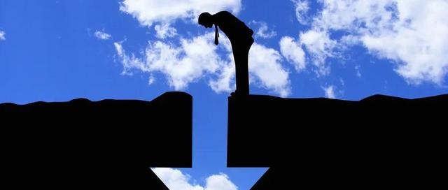 卵巢癌治疗中最重要的一环，直接影响生存期