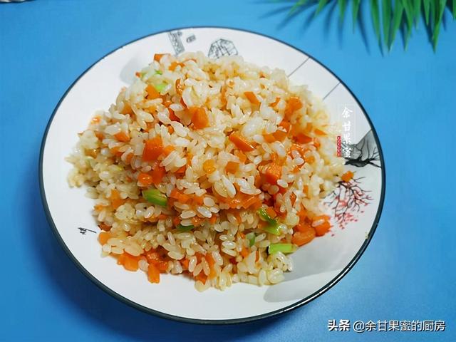 晒一晒我家晚餐，米饭面食皆有，简单家常花钱也不多，又光盘了