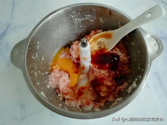 它是冬季第一鲜，正火热上市，鲜嫩美味营养高，蒸包子吃超级香