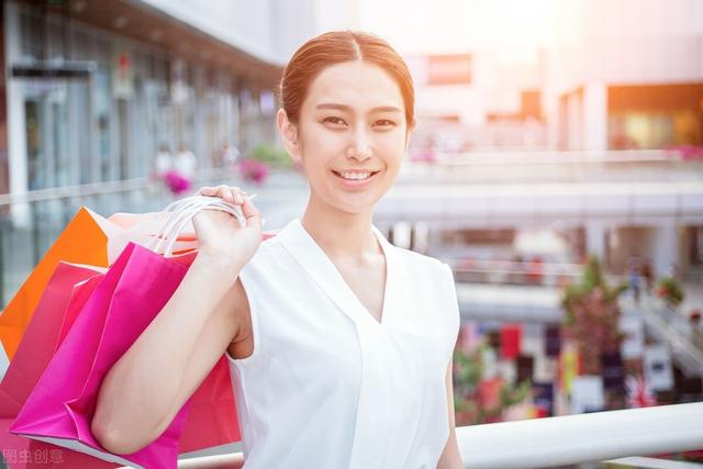 女朋友过生日送礼物：投其所好，用心即可