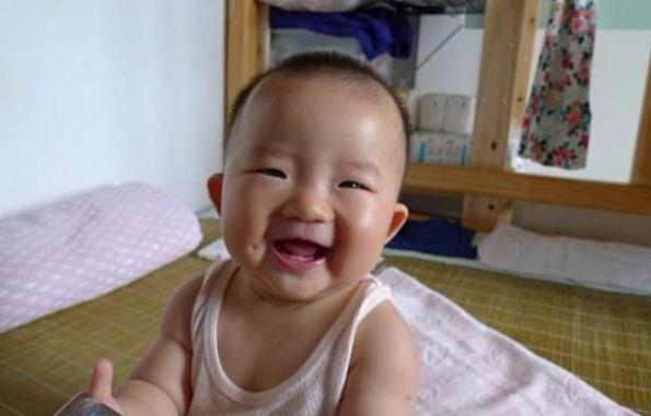 【超级宝妈】孩子春天别积食，难长高！医生：这4个积食的“死穴”要常点
