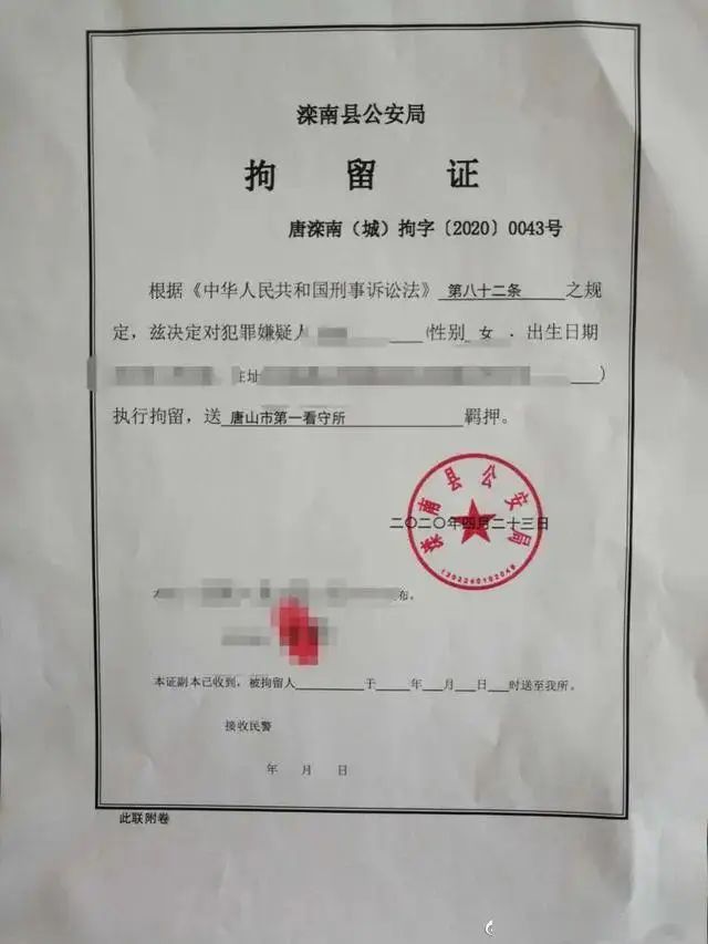 陌颜幽梦@15岁女孩任凭殴打，不还手：如果你有孩子，别把她养得太乖！