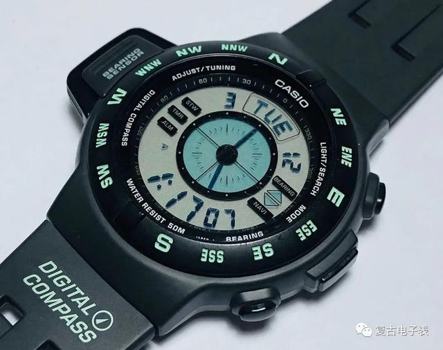 卡西欧首款罗盘功能手表——CASIO CPW 100