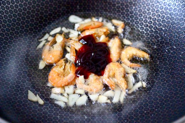 杏鲍菇干虾油菜小炒，每天一道简单的素菜，清肠爽口，做法简单