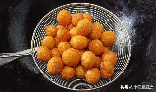 红薯这么做出比烤着好吃，外酥里糯，香甜美味还解馋，小孩子喜欢