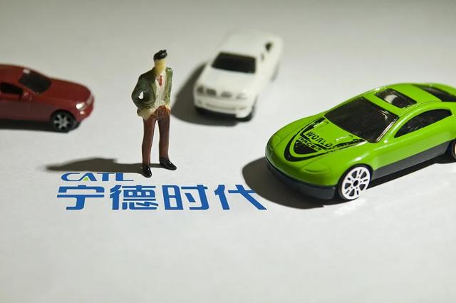 汽车之家：宁德时代或与特斯拉合作，后者要用磷酸铁锂电池了？