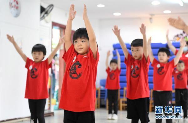 光明网|广东省幼儿园今起陆续开园