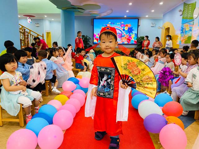 超级宝妈|绽放童年梦想，幼幼新宇幼儿园喜迎六一