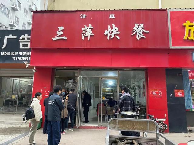 聊城市首届网络文化节|「寻味冠县」鸡蛋荷包、马家包、啤酒鸭、酥肉……几十年不变的烟火气！