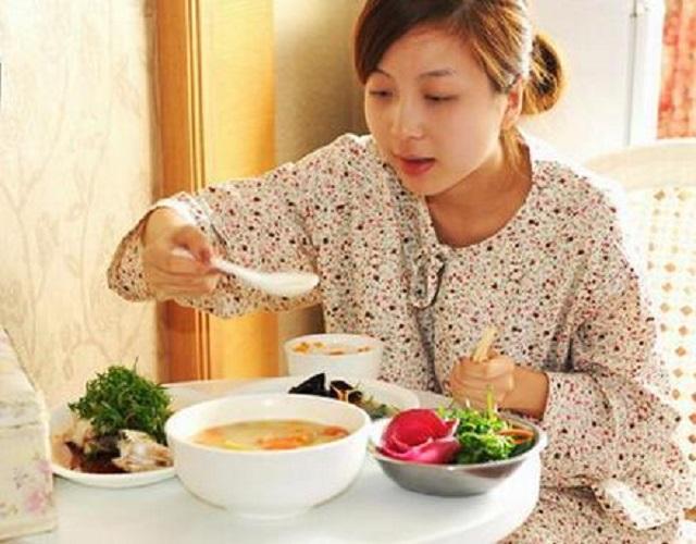 你的育儿经|要想产后恢复好，坐月子“3吃3不吃”是关键，新手妈妈可别任性