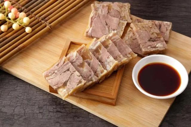 今年去哪吃羊肉？涮的、烤的、白切的、红烧的……带你一网打尽