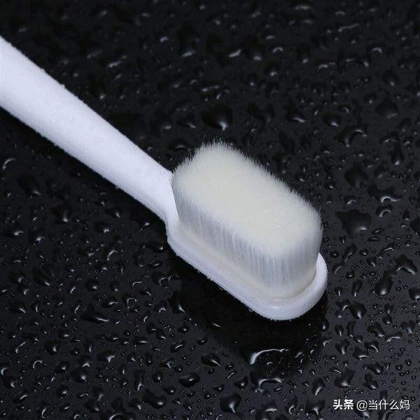 你的育儿经：月子期间，当然要刷牙！但是刷牙的这三个讲究妈妈都知道了吗？