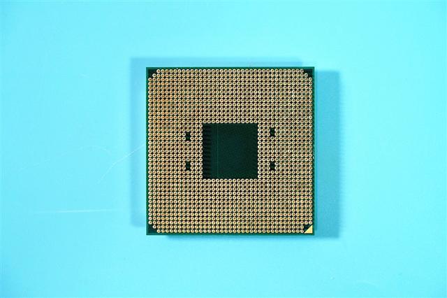 最强游戏处理器降临！锐龙9 5900X/5950X首发评测：12核就能灭掉对手18核