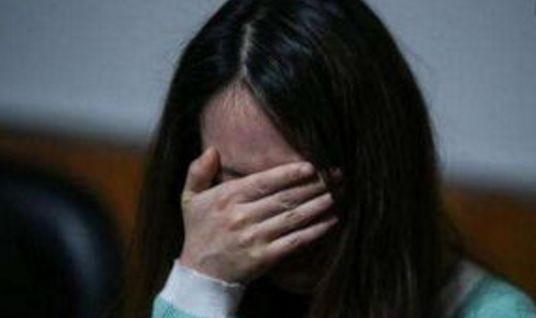 你的育儿经■3岁孩子还不会走，妈妈带着去医院检查，大夫轻声说报警吧