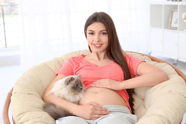 孕期有这3个特征的孕妇，恭喜你，产后不减肥也能瘦下去