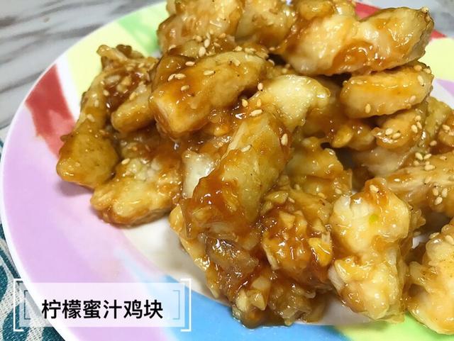 『超级宝妈』鸡胸肉想不柴，就得这样做，补充蛋白质，宝宝也能吃得动