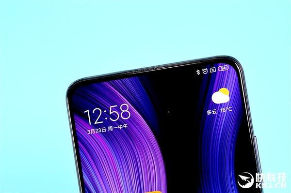 环球网：Redmi K30 Pro开箱图赏：弹出式真全面屏 无水滴无挖孔