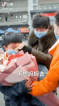 「文字上的青年」17个月宝宝闹脾气刷爆朋友圈，二胎妈妈警告：没事千万别生孩子！！！