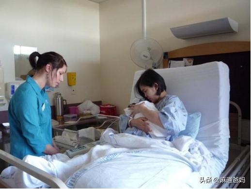 「你的育儿经」年轻产妇剖腹产生下龙凤胎，医生刚要缝合，却被产妇制止