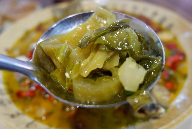 腌酸菜，3个细节处要注意，牢牢记住，酸菜不怕烂，酸脆好吃