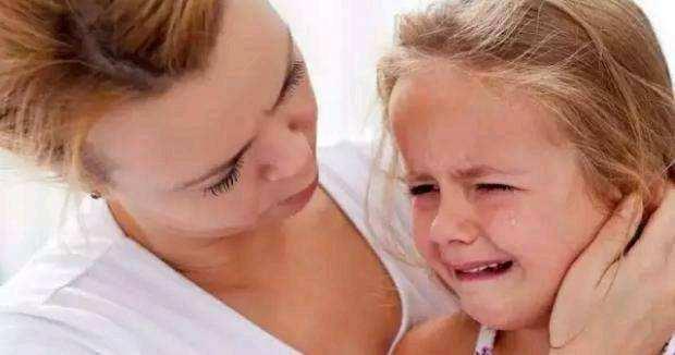你的育儿经@＂妈妈，她为什么不排队？＂你的回答将决定孩子一生的格局