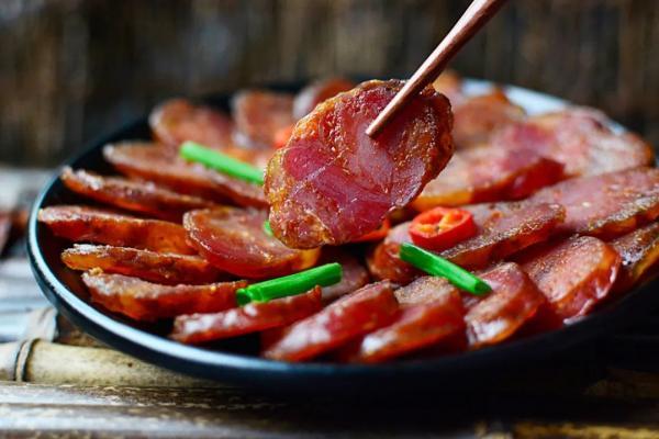 腊肉|咸鱼腊肉这么吃，没有后顾之忧