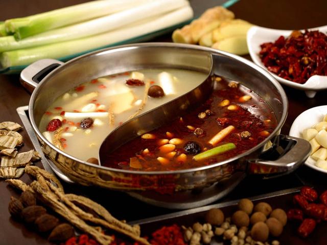 火锅风靡全国，还要感谢一个贪官，彰显了康乾盛世