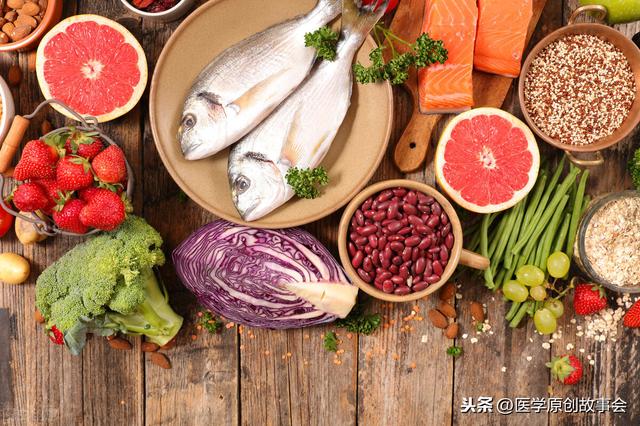 不喝酒不吸烟，依然得了晚期癌症，40岁以后，晨起坚持两多两少