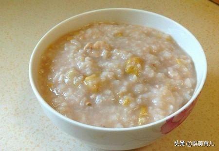 「你的育儿经」一张粥的照片，就让这个女孩火了，网友却说：现在的孩子，唉