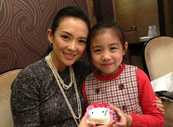 那抹微光|汪峰大女儿参赛获冠军,章子怡激动发文:老母亲骄傲