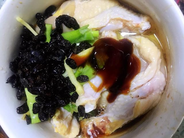 孩子爱吃小鸡腿，给他这样做，鲜香入味，闻着都流口水