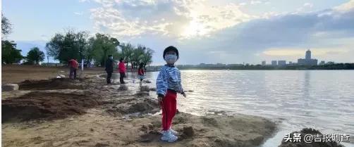 『吉报调查』长春南湖公园沙滩浴场换新沙啦