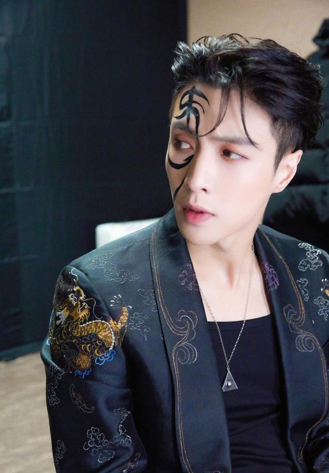 张艺兴告别极限挑战，感谢多年照顾陪伴，节目组回应欢迎随时回家9号放映厅