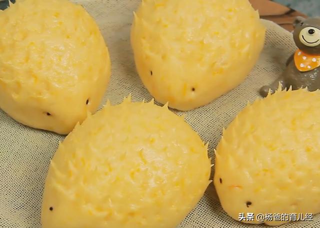 孩子爱吃的刺猬小馒头，造型可爱，软嫩香甜，吃了一次念念不忘