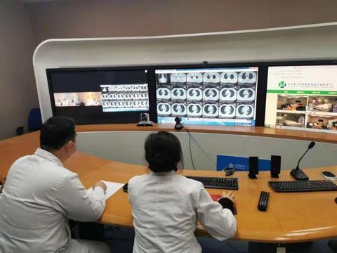 『人民日报海外网』海外网评：无人机监督戴口罩，科技抗疫很“硬核”