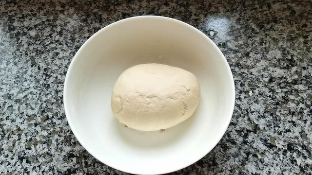 咸香松软，早餐配牛奶鸡蛋；晚餐配小菜和粥，简单好吃还不缺营养