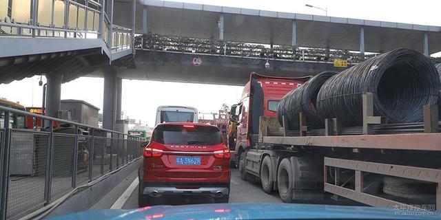 [我爱奔驰大G]噱头还是真香？解读L2级自动驾驶辅助系统
